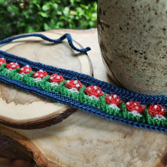 LUCID WORK Accessories - Crochet Mushroom tie up headband
